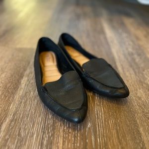 Me Too Black Pointed Flats